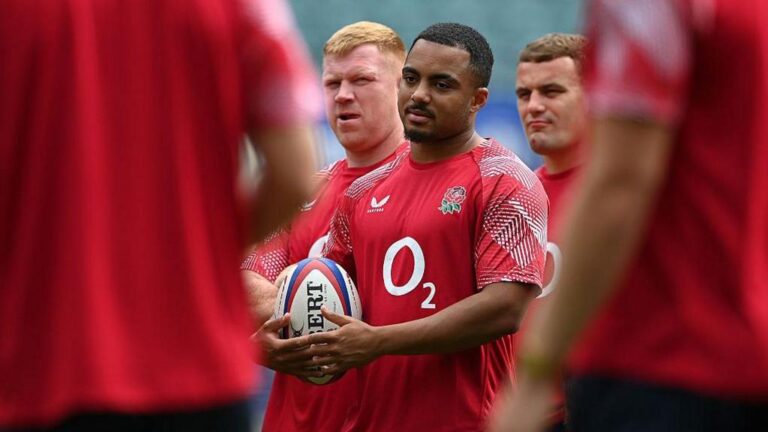 Ojomoh’s Stunning Debut as England Faces USA Challenge