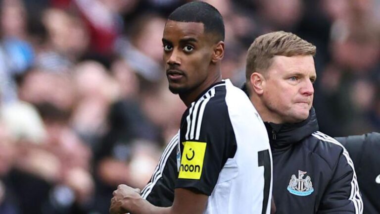 Isak situation has to be right for Newcastle – Howe