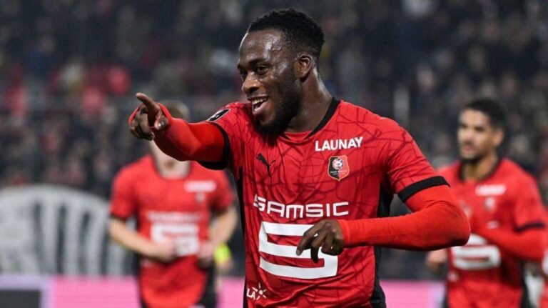 Kalimuendo signing takes Forest spending to £140m