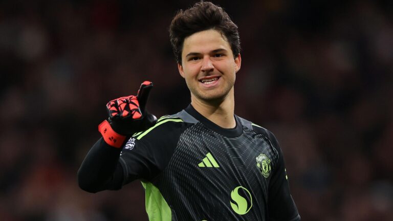 ‘I’m not Schmeichel in disguise – I am just Senne Lammens’