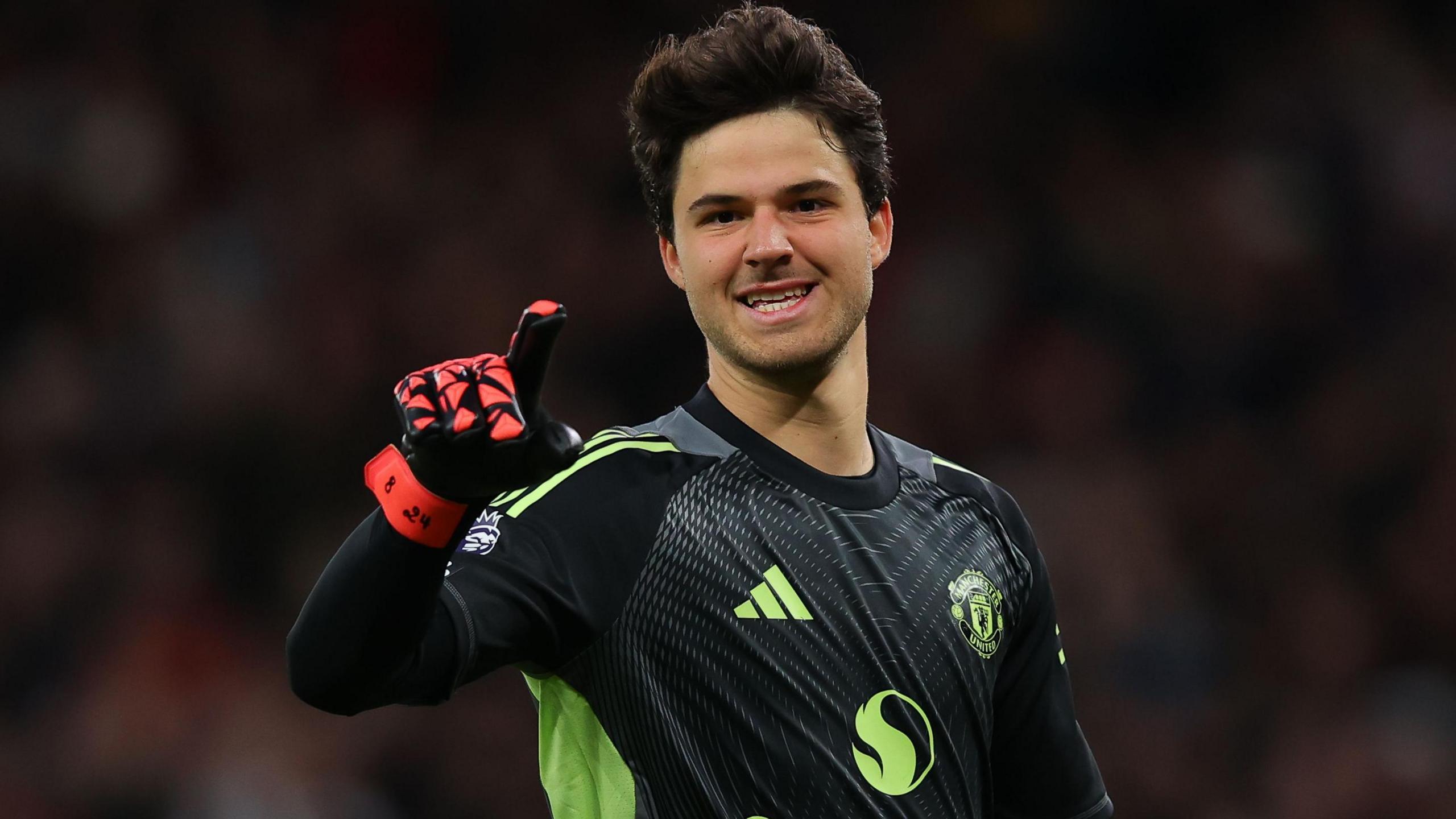 ‘I’m not Schmeichel in disguise – I am just Senne Lammens’