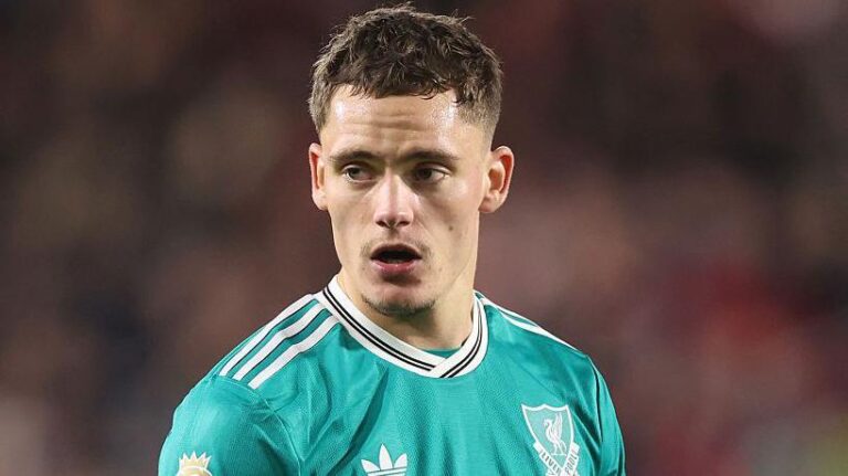 Liverpool Slump: Slot’s Dire Challenge