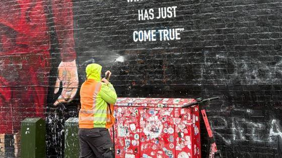 Alexander-Arnold mural defaced before Anfield return