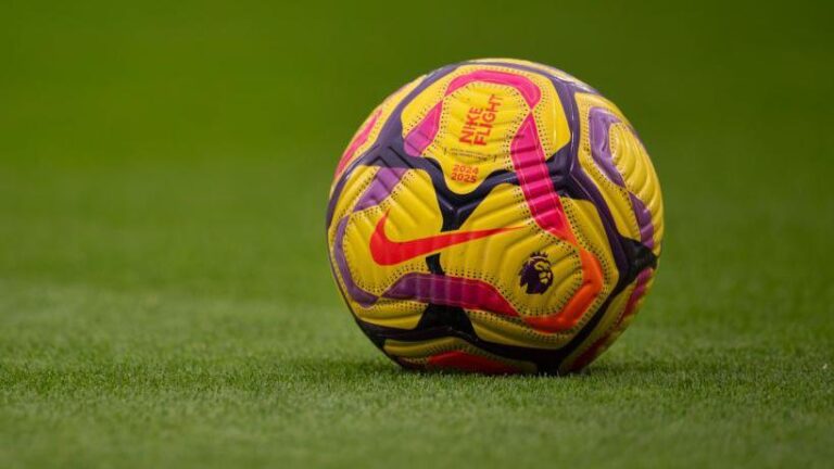 Agent arrested after player ‘threatened with gun’