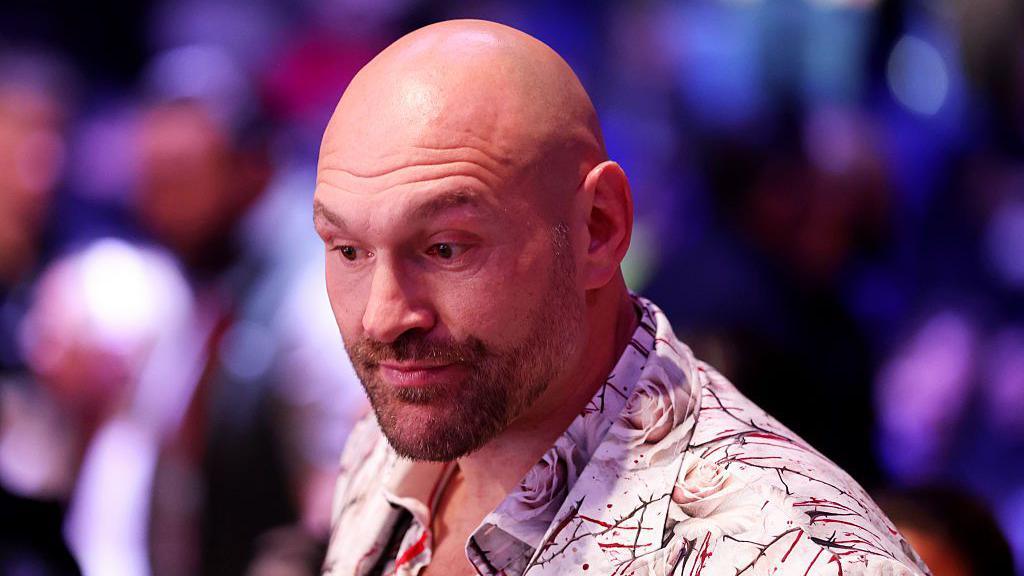 Tyson Fury Announces Heavyweight Comeback Against Arslanbek Makhmudov in April Showdown