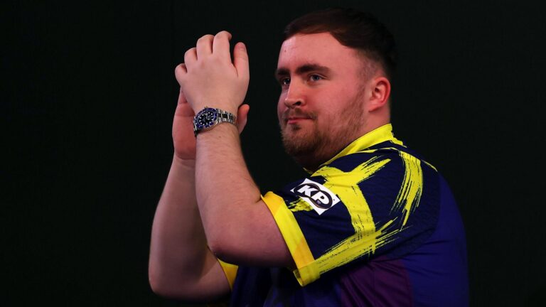 Luke Littler Dominates to Reach PDC World Darts Championship 2026 Semi-Finals