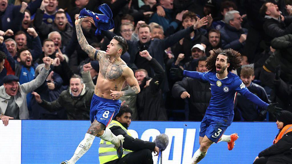 Liam Rosenior’s Masterful Substitutions Fuel Chelsea’s Thrilling Comeback Against West Ham