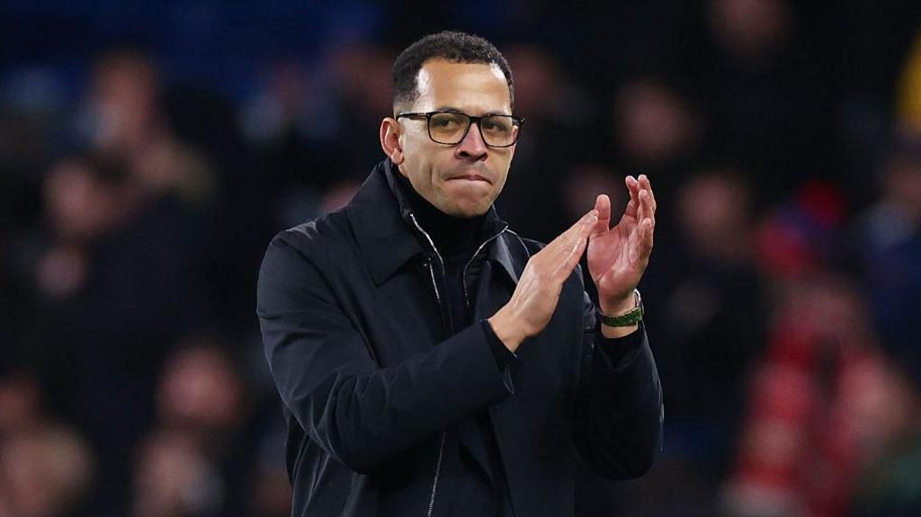 Inside Liam Rosenior’s Chelsea Tenure: Respect, Rebellion, and Rapid Exit