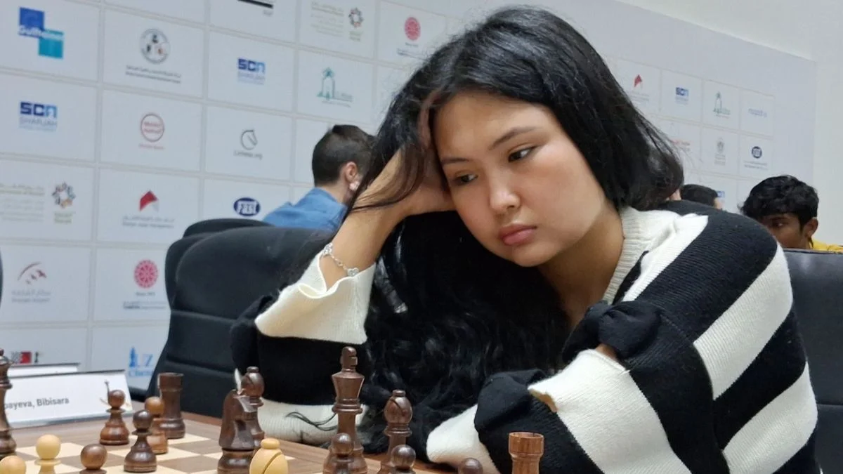 Bibisara Assaubayeva Leads 2026 FIDE Women’s Candidates: Will She Win and Challenge Ju Wenjun?