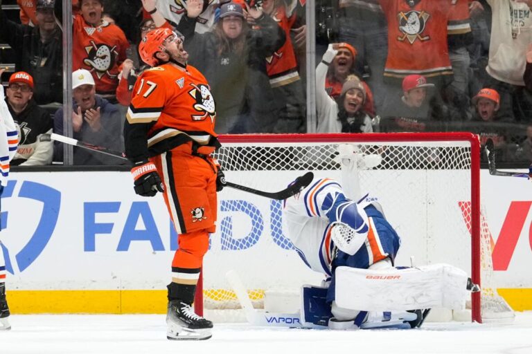 NHL Playoffs 2026: Ducks vs Oilers Series – Polymarket Traders Predict Series Winner