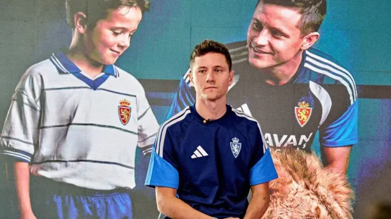 Why Ander Herrera Is Playing for Free in Spain’s Third Division