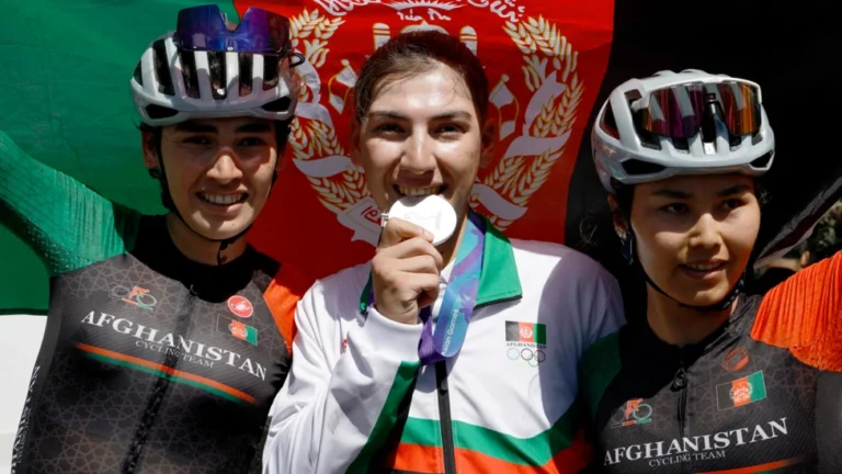 Cyclist Who Dressed as Man to Avoid Taliban Wins Silver Medal at Asian Games