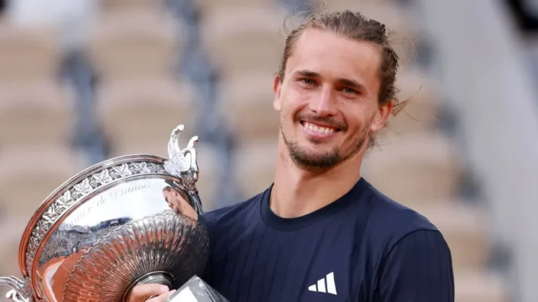 Zverev Secures Year-End Number One Ranking After Alcaraz Upset in Shanghai